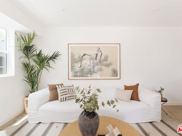 1233 N June Street, Los Angeles CA 90028