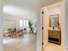 1233 N June Street, Los Angeles CA 90028