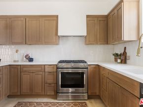1233 N June Street, Los Angeles CA 90028