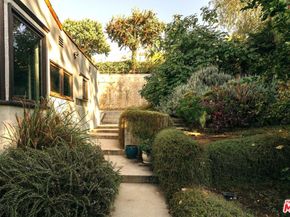 816 Hyperion Avenue, Los Angeles CA 90029