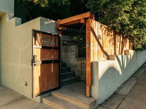 816 Hyperion Avenue, Los Angeles CA 90029