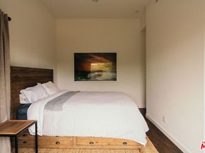 816 Hyperion Avenue, Los Angeles CA 90029