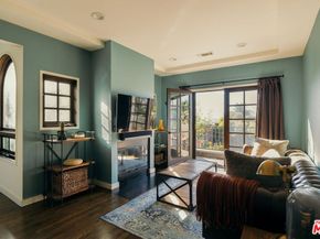 816 Hyperion Avenue, Los Angeles CA 90029