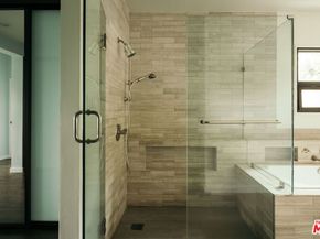 816 Hyperion Avenue, Los Angeles CA 90029