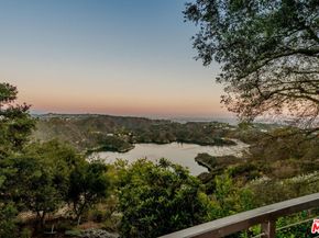 2232 Stradella Road, Los Angeles CA 90077