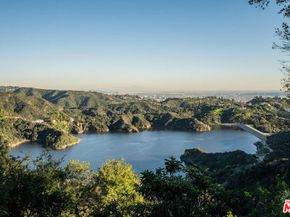 2232 Stradella Road, Los Angeles CA 90077