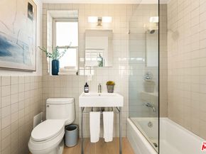 630 Rose Avenue 5, Venice CA 90291