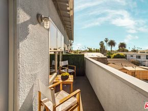 630 Rose Avenue 5, Venice CA 90291