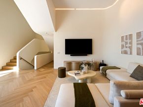 3699 Alta Mesa Drive, Studio City CA 91604