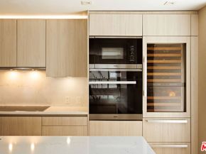 6250 Hollywood Boulevard 8M, Los Angeles CA 90028