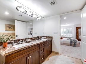 7249 Franklin Avenue 203, Los Angeles CA 90046