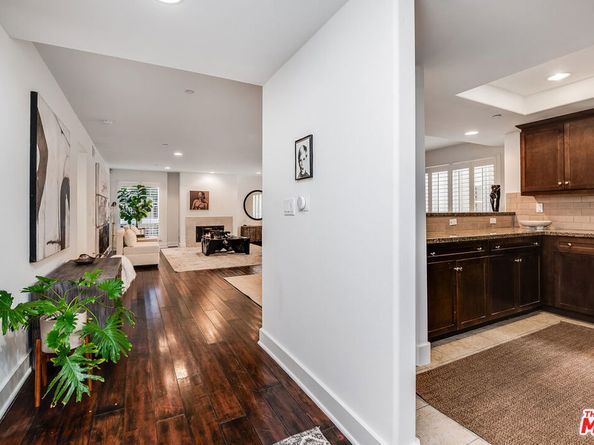 7249 Franklin Avenue 203, Los Angeles CA 90046