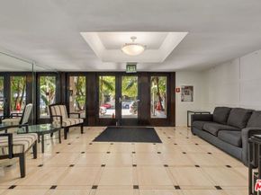 1262 S Barrington Avenue 204, Los Angeles CA 90025