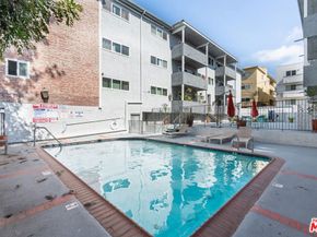 1262 S Barrington Avenue 204, Los Angeles CA 90025