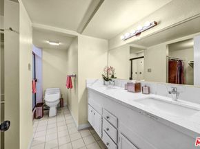 1313 Valley View Road 213, Glendale CA 91202