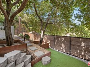 2350 Landa Street, Los Angeles CA 90039
