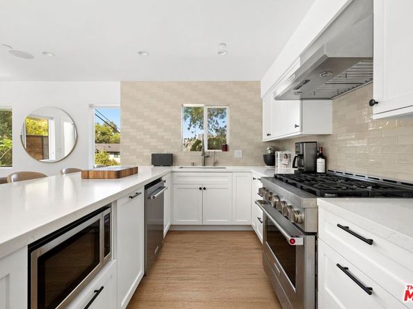 2350 Landa Street, Los Angeles CA 90039