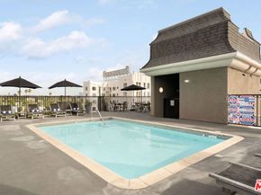 585 N Rossmore Avenue 407, Los Angeles CA 90004