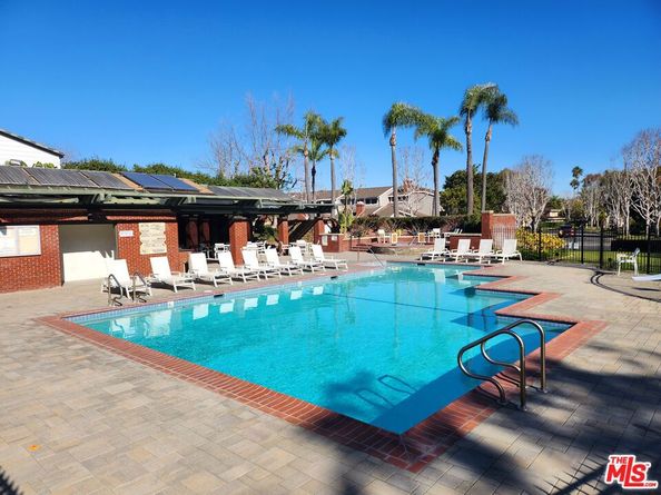 28 Westport, Manhattan Beach CA 90266