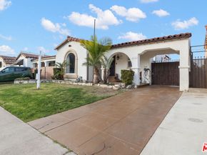 1131 W 81st Place, Los Angeles CA 90044
