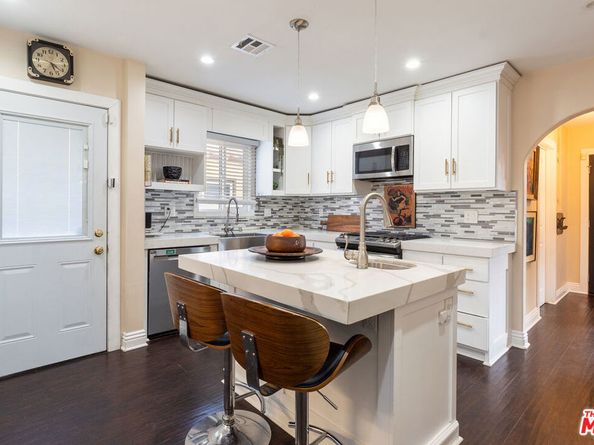 1131 W 81st Place, Los Angeles CA 90044