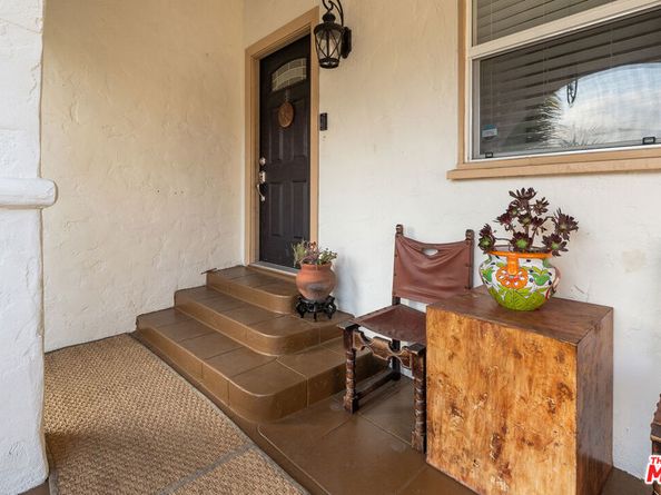 1131 W 81st Place, Los Angeles CA 90044