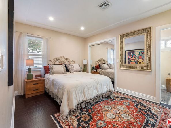 1131 W 81st Place, Los Angeles CA 90044