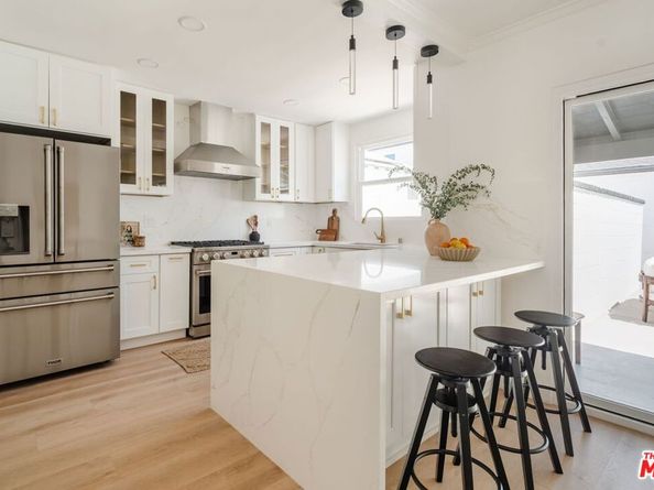 300 S Kenter Avenue, Los Angeles CA 90049