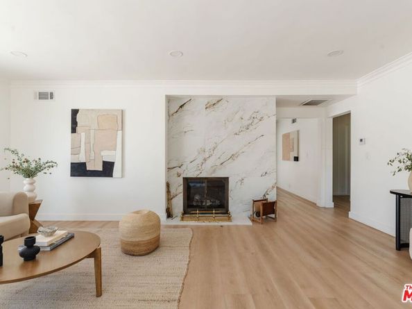 300 S Kenter Avenue, Los Angeles CA 90049