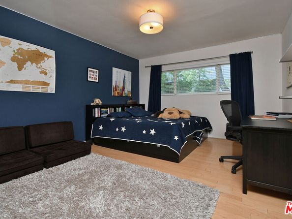 3421 Castlewoods Place, Sherman Oaks CA 91403