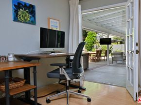 3421 Castlewoods Place, Sherman Oaks CA 91403
