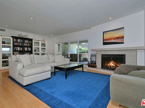 3421 Castlewoods Place, Sherman Oaks CA 91403