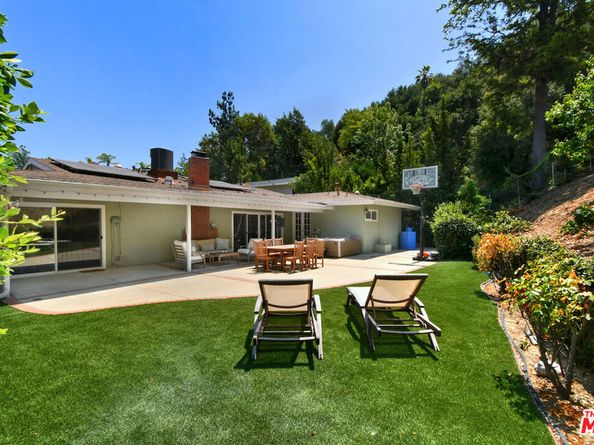 3421 Castlewoods Place, Sherman Oaks CA 91403