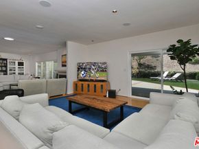 3421 Castlewoods Place, Sherman Oaks CA 91403