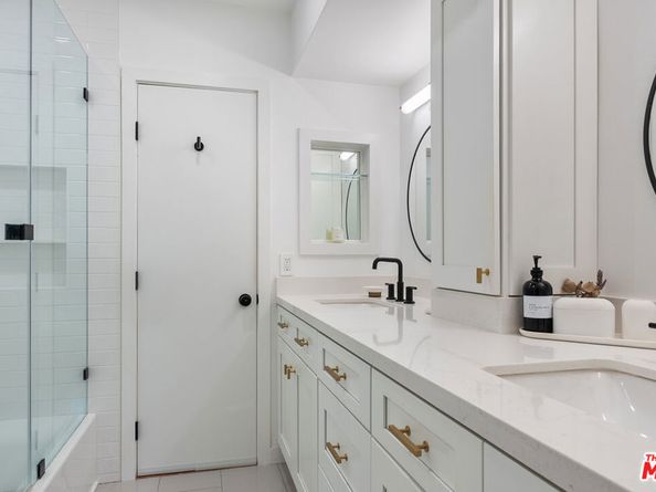 3314 Griffith Park Boulevard 3, Los Angeles CA 90027
