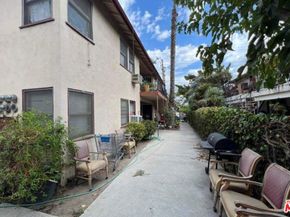 5919 Whitnall Highway, North Hollywood CA 91601