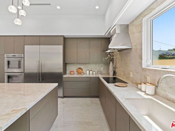 11622 Charnock Road, Los Angeles CA 90066