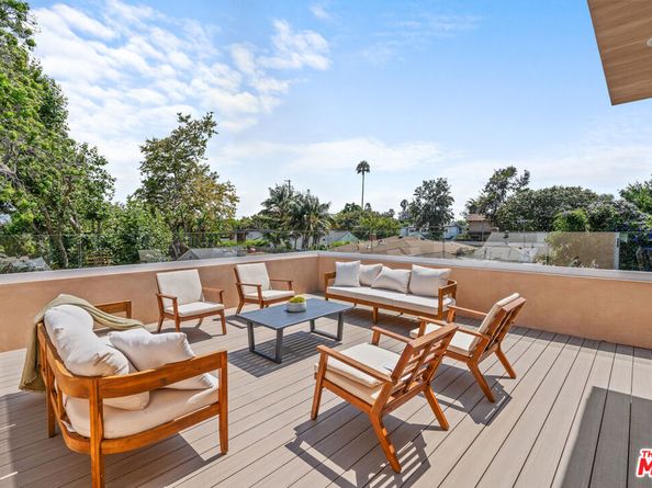 11622 Charnock Road, Los Angeles CA 90066