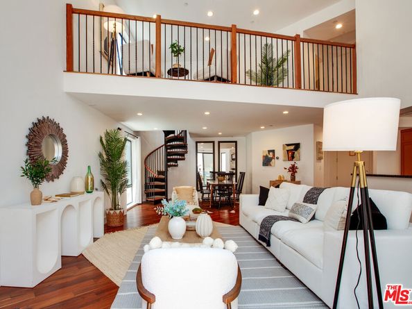12000 Goshen Avenue 107, Los Angeles CA 90049