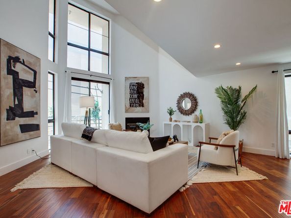 12000 Goshen Avenue 107, Los Angeles CA 90049
