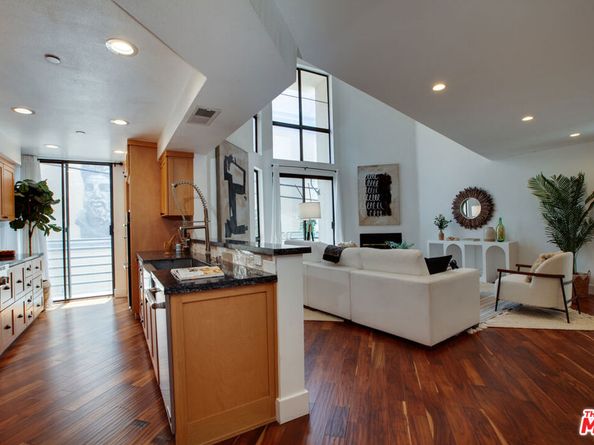 12000 Goshen Avenue 107, Los Angeles CA 90049