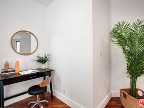 12000 Goshen Avenue 107, Los Angeles CA 90049