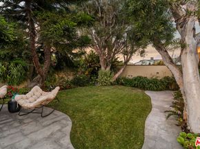 8454 Truxton Avenue, Los Angeles CA 90045