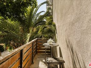 7062 Hawthorn Avenue 103, Los Angeles CA 90028