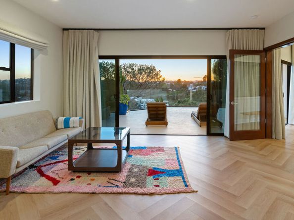 2457 Hidalgo Avenue, Los Angeles CA 90039