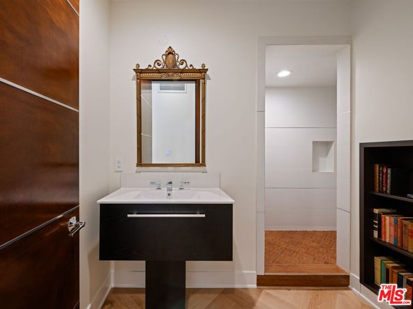 2457 Hidalgo Avenue, Los Angeles CA 90039