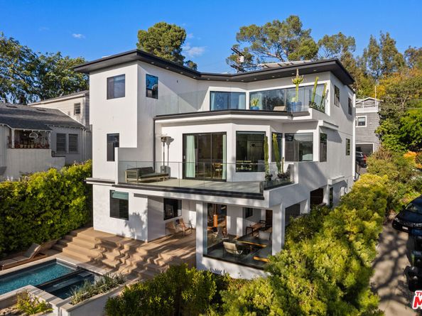 2457 Hidalgo Avenue, Los Angeles CA 90039
