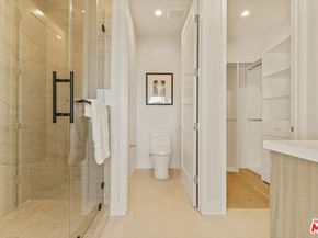 3230 S Barrington Avenue, Los Angeles CA 90066
