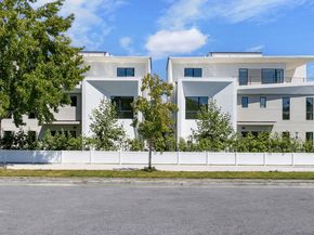 3230 S Barrington Avenue, Los Angeles CA 90066
