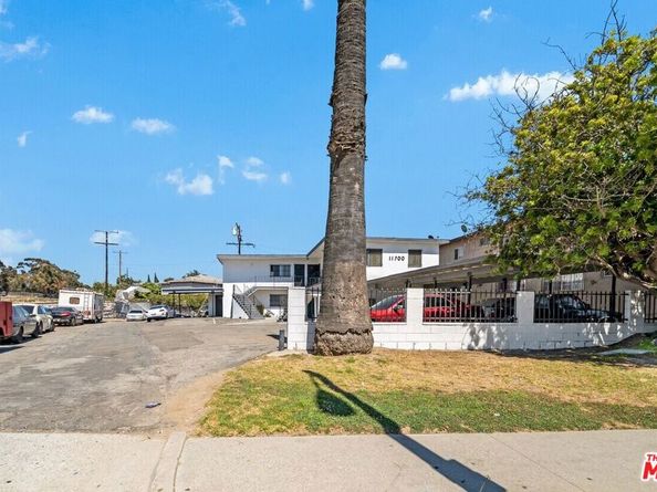 11700 S Normandie Avenue, Los Angeles CA 90044